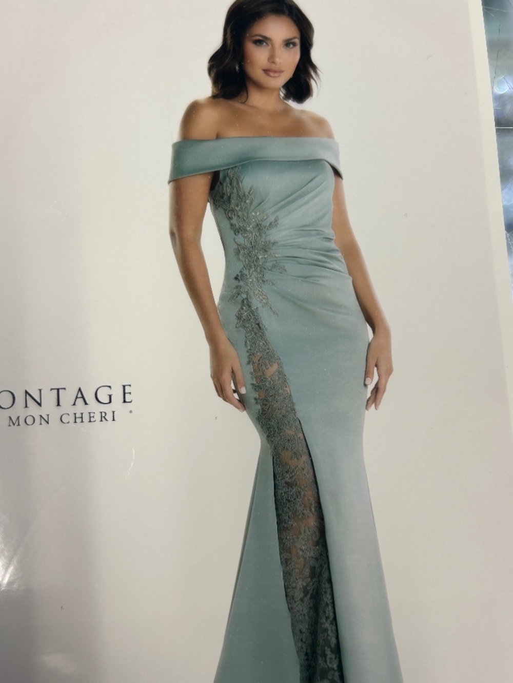 Montage m535 in Sage—-worn only once! $350
